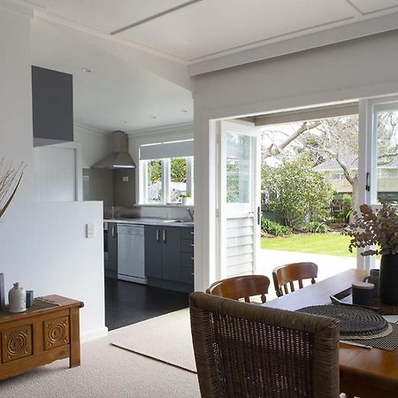 Michelia Figo Cottage New Plymouth Eksteriør billede